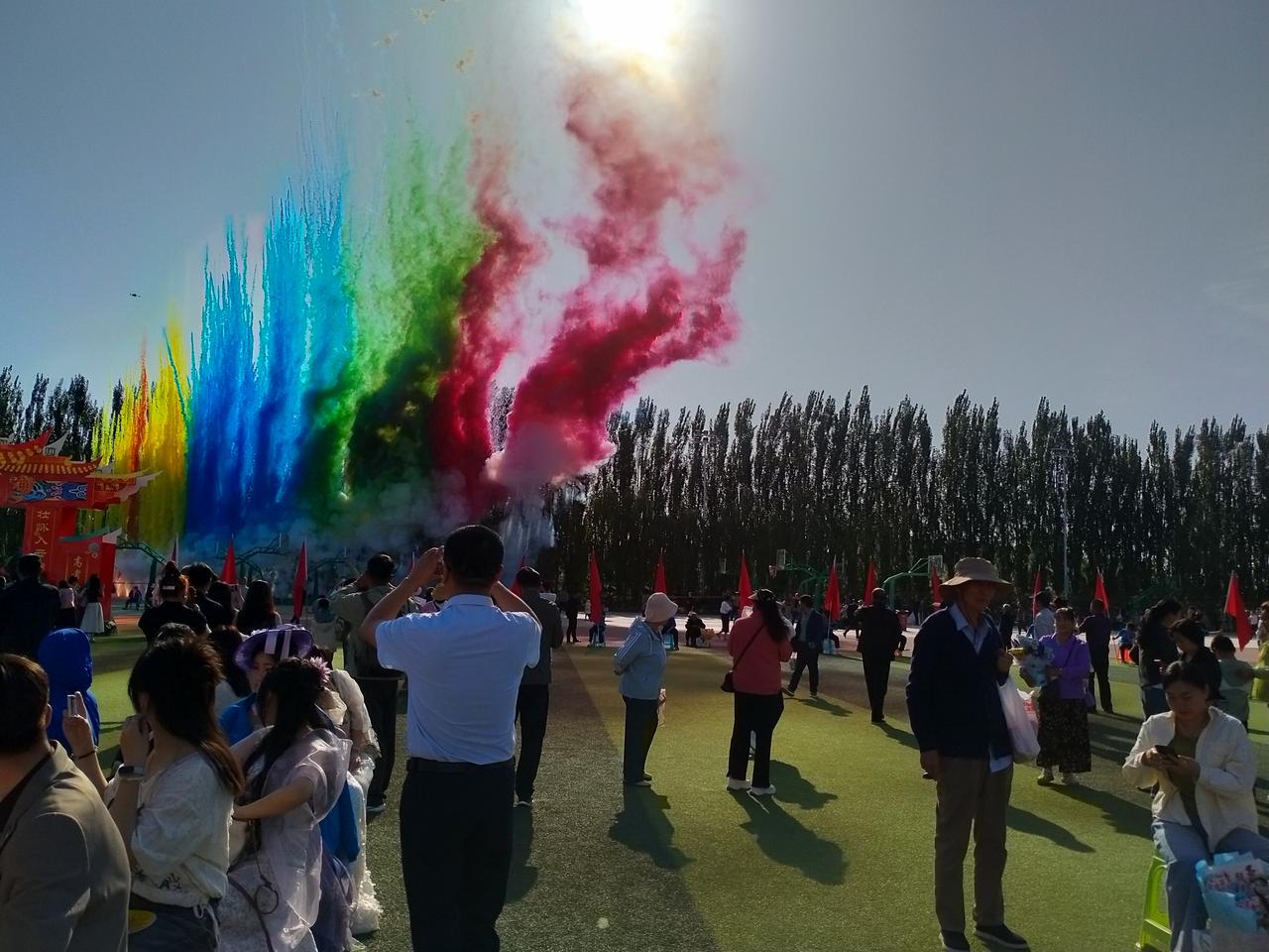 今天是6月3日，距离高考还有三天，孩子明天就要放假了，这次放的不是短假，而是长长