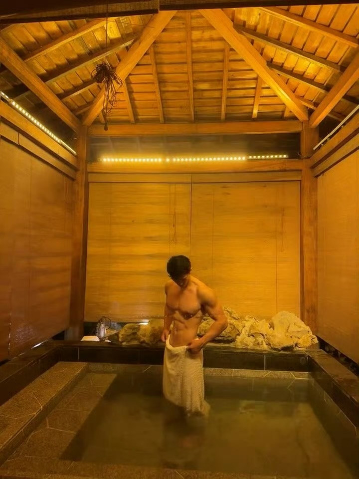 智者不入爱河成年人洗澡按摩帅给力​​​