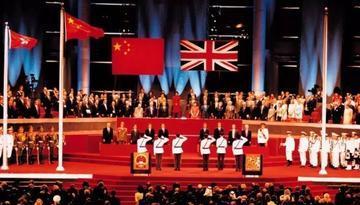 英国为啥对待香港不如马岛那么强硬呢？说白了，英国就是个空壳子，只能欺负实力弱的，