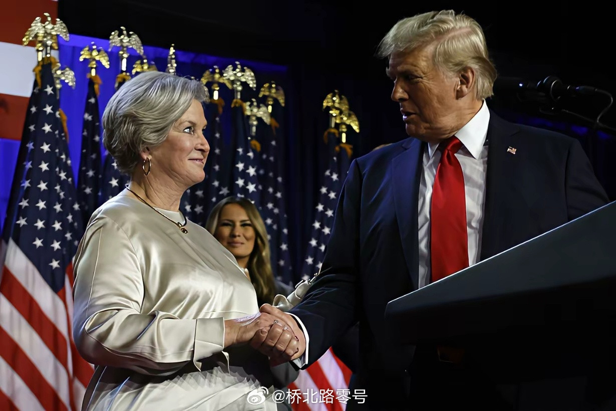 特朗普私下向盟友询问关于替换白宫幕僚长苏西·威尔斯的可能性，因对糟糕的民调感到沮