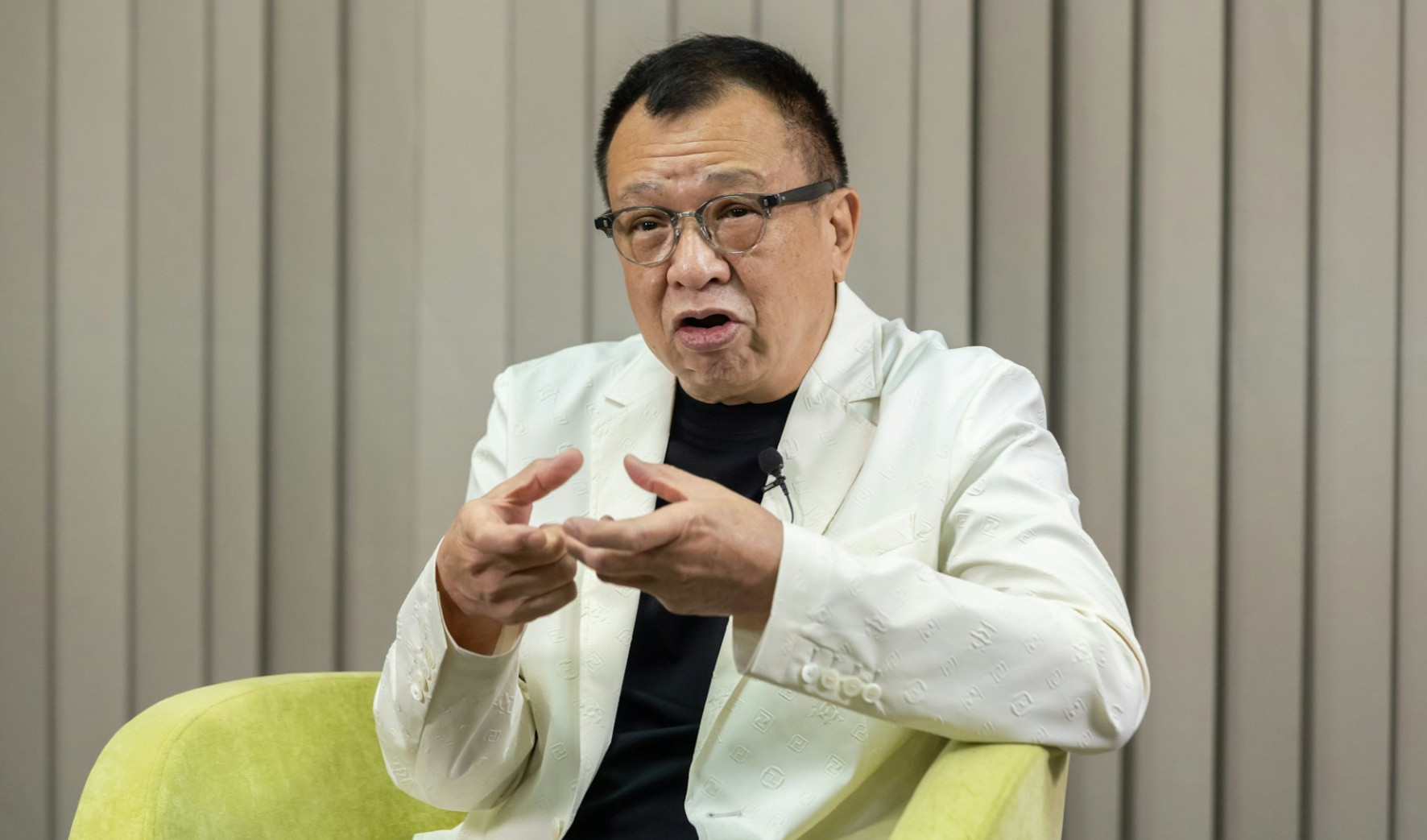 今天（10月27日）突然传出许绍雄病危入院的消息，家人和不少圈内好友被紧急召往医