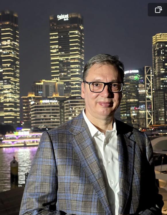 武契奇访华第四天到两个城市，白天访浙江嘉兴晚上夜游外滩，这也太忙了吧！5月27日