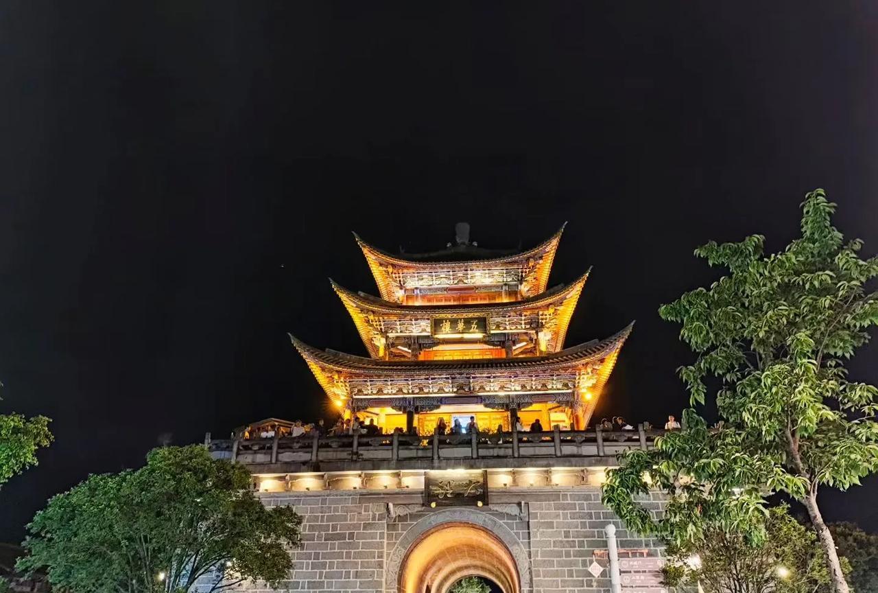 #一张图记录我家的天气情况#大理静坐
