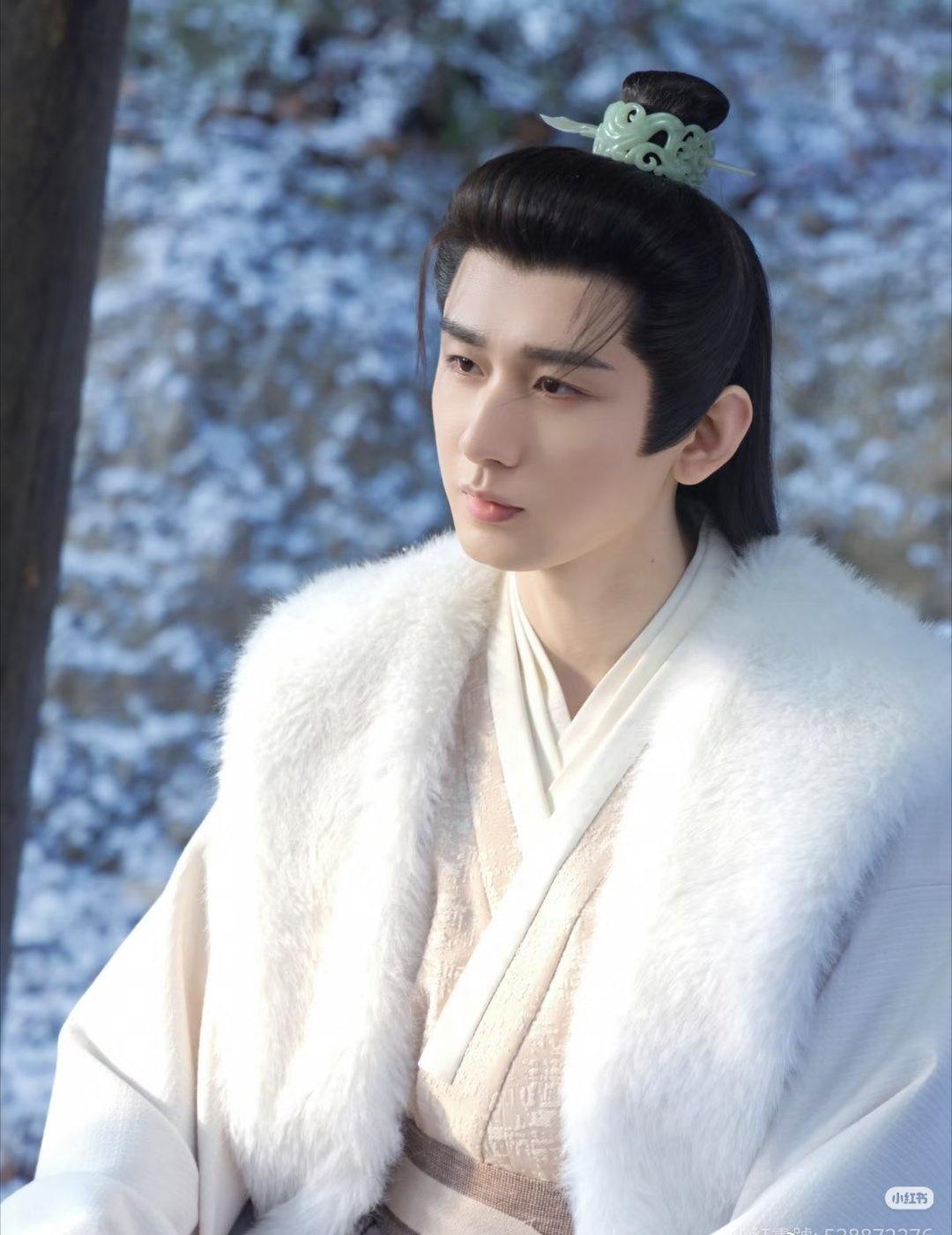 cy成毅谢淮安这部剧真的是越看越有味道，一开始只是觉得剧情节奏不错，但随着剧