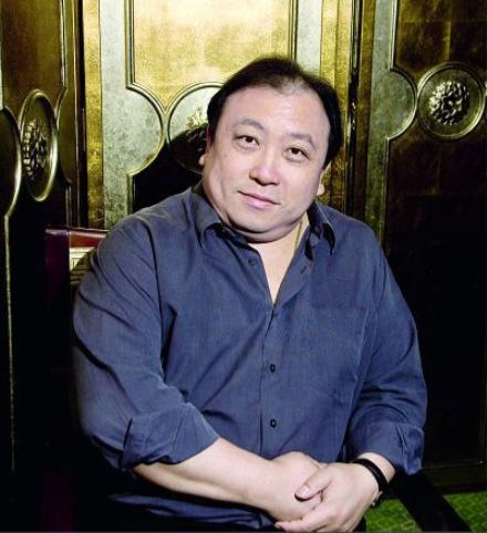 王晶这老狐狸看人真准从不相信过释永信的佛法那条白龙王送的项链他戴了整整三