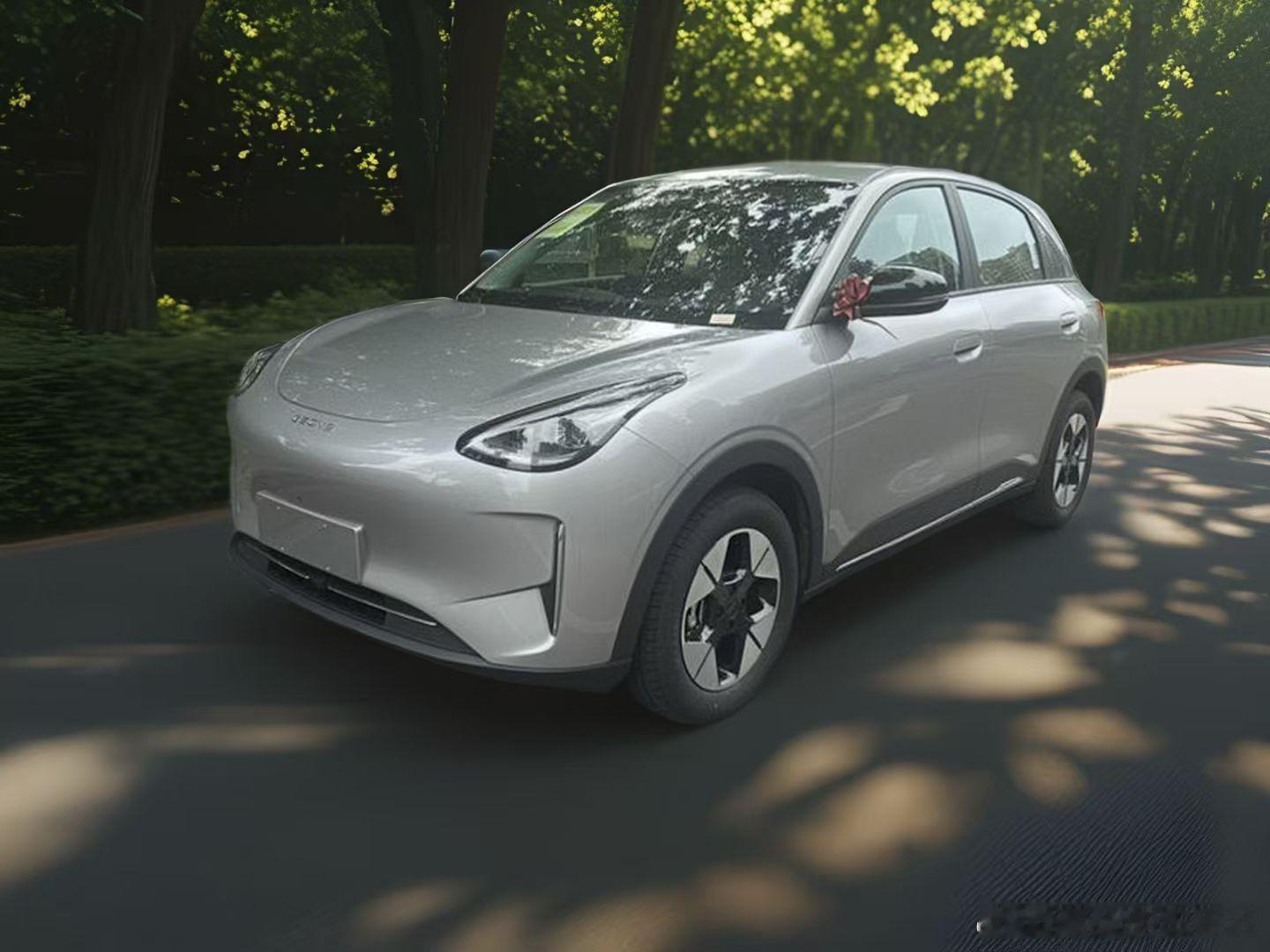 国补新车：2025款吉利星愿310km梦想版，慕斯银配色，0公里新车！指导价7.