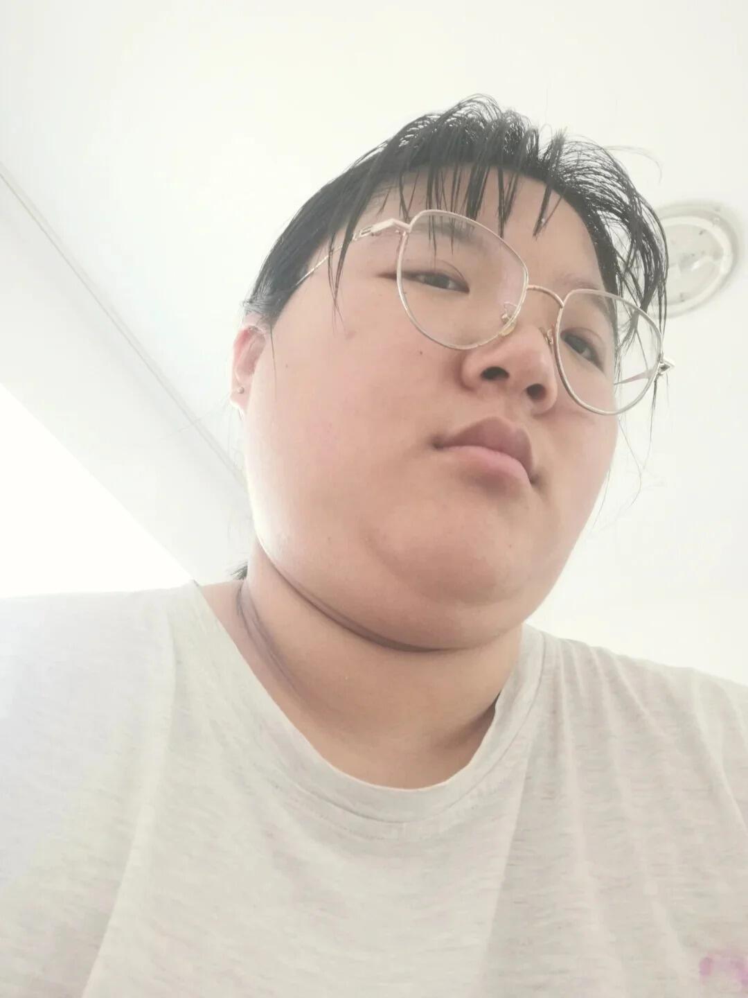 空腹挨饿+高代谢，没整容但换了个人