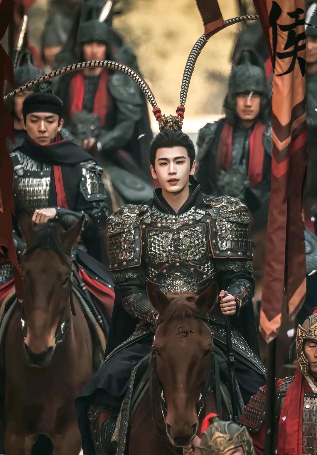 张凌赫都没想到，他的粉丝，这回算是把他坑了.因为官媒账号批评张凌赫，说