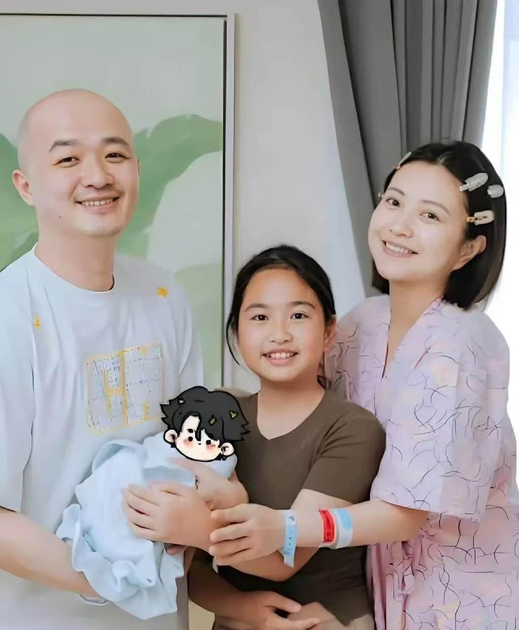 估计全网最伤心的就是包文婧了，原因很简单，不是因为才生了二胎，也不是因为饺子