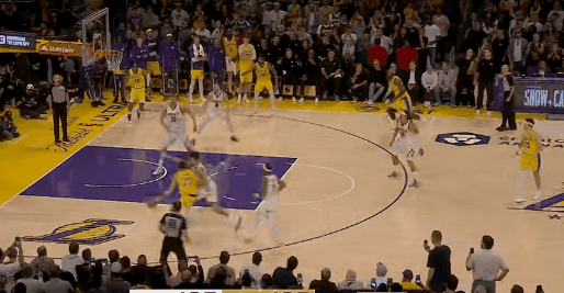 卢卡绝杀掘金。湖人本季最群策群力的一场胜利？里夫斯32分全场最高，弱侧杀伤羞辱穆