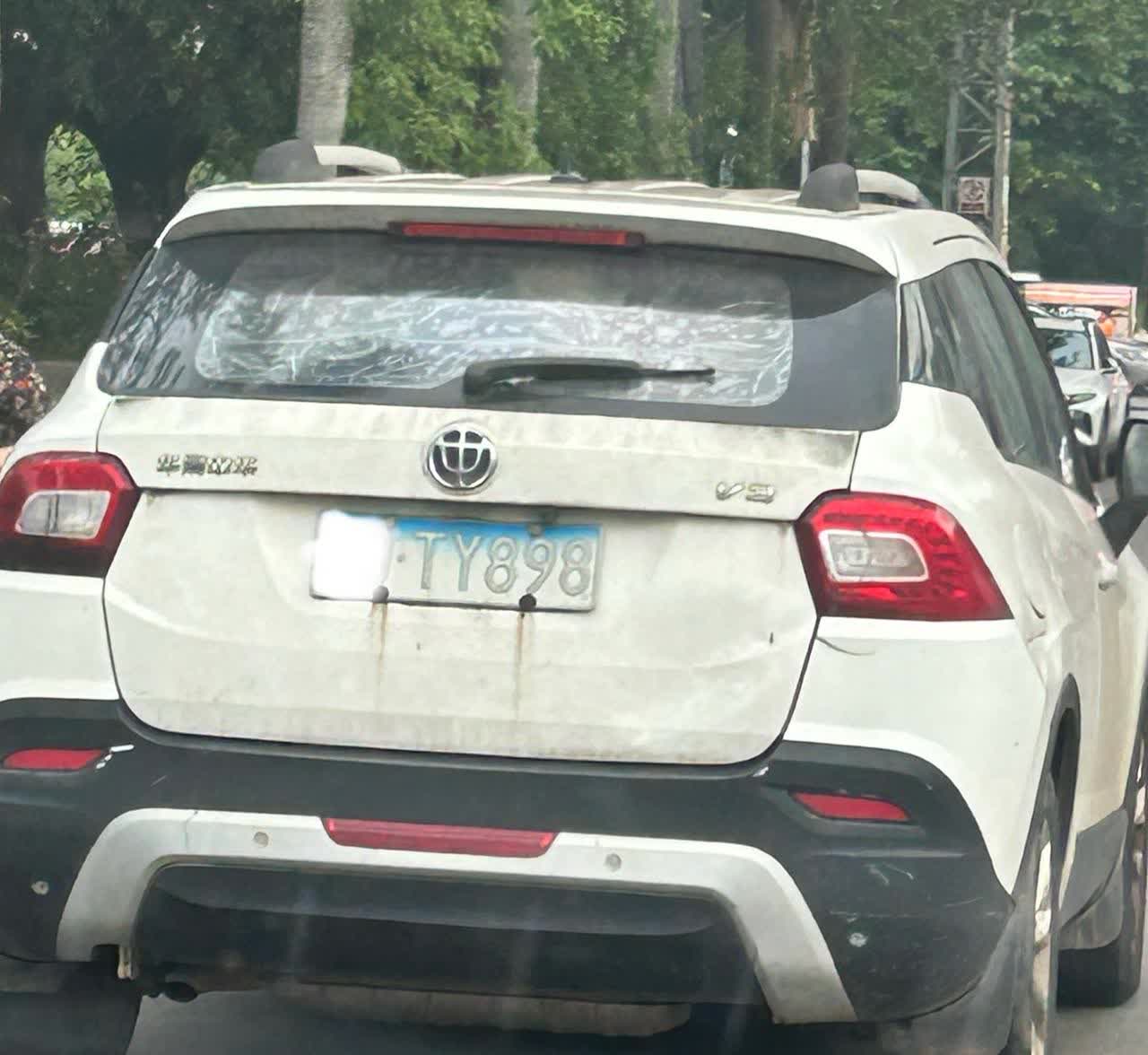 大兄弟，你这车一年能烧完一箱油吗？[捂脸哭]