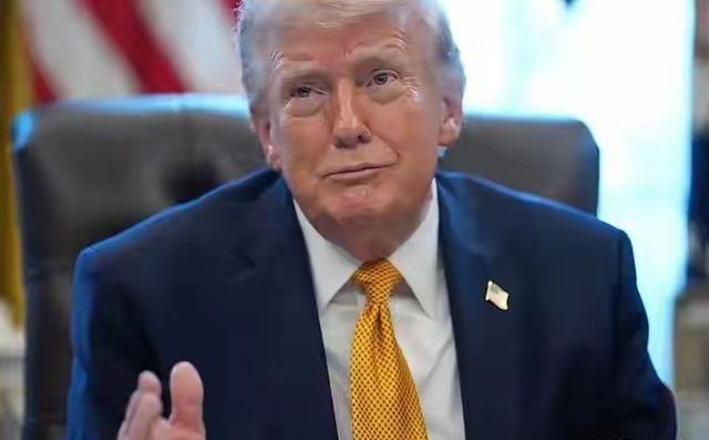 特朗普来了一记神助攻，打了8年战争的一对宿敌，被美军炸成了同仇敌忾一致对外的兄弟