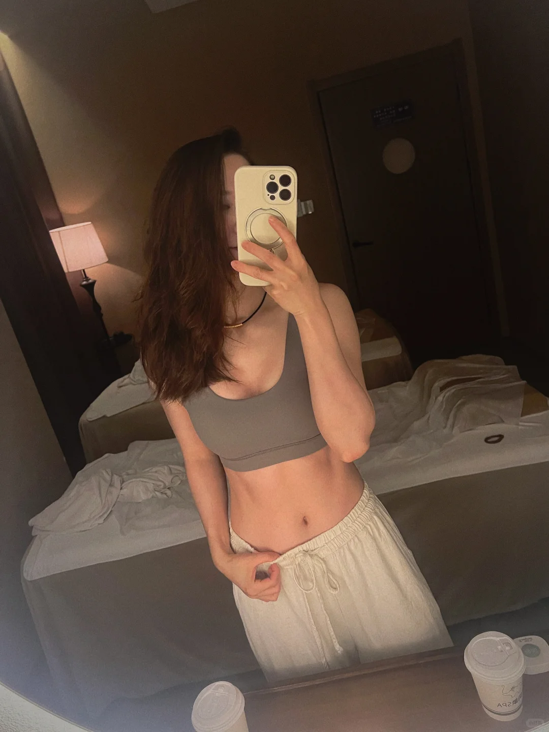 35+瑜伽少女们，可以看看妳们的马甲线吗