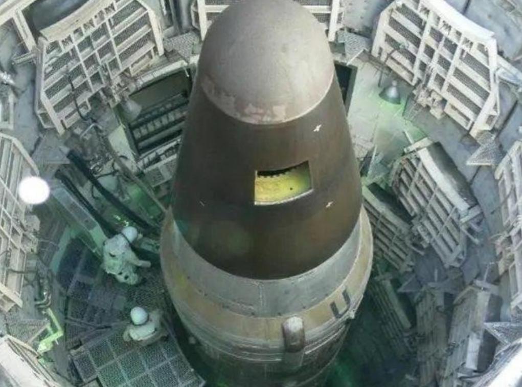 总有人问：俄罗斯会输吗？北约美国早实质参战，俄军扛西方联军确实吃力，但绝不会认怂