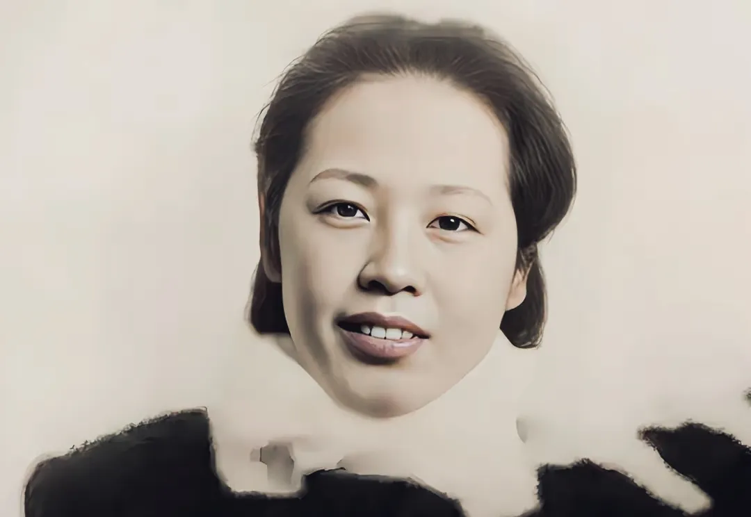 1949年新中国成立后，刘伯承元帅托人带口信，希望和原配妻子能见一面，没想到，妻