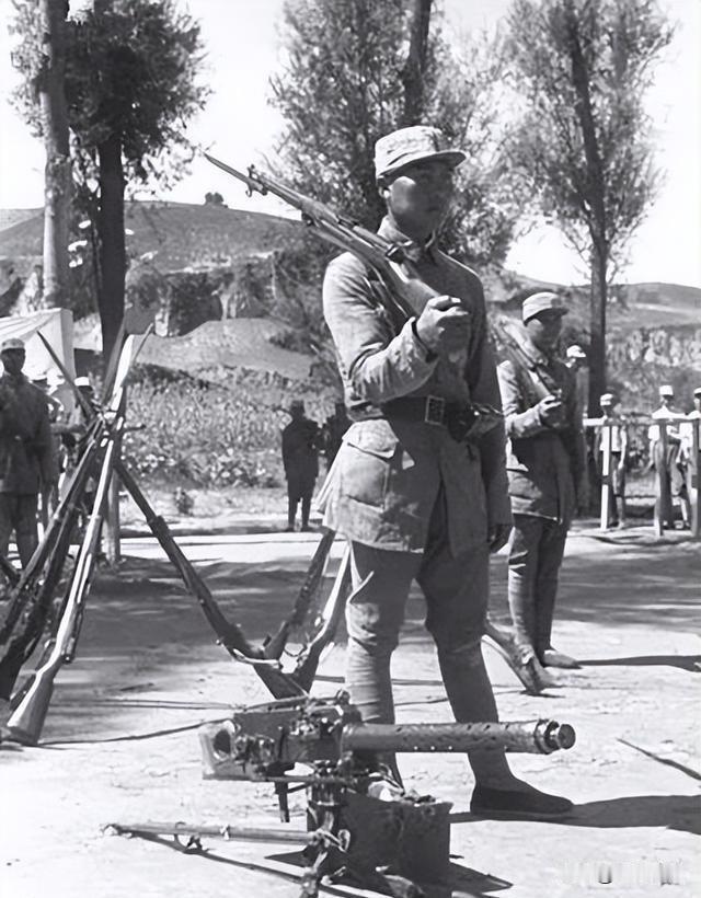 1937年，19岁团长带700人伏击日军，胜利后他没停步：一个大胆决定，6天光复