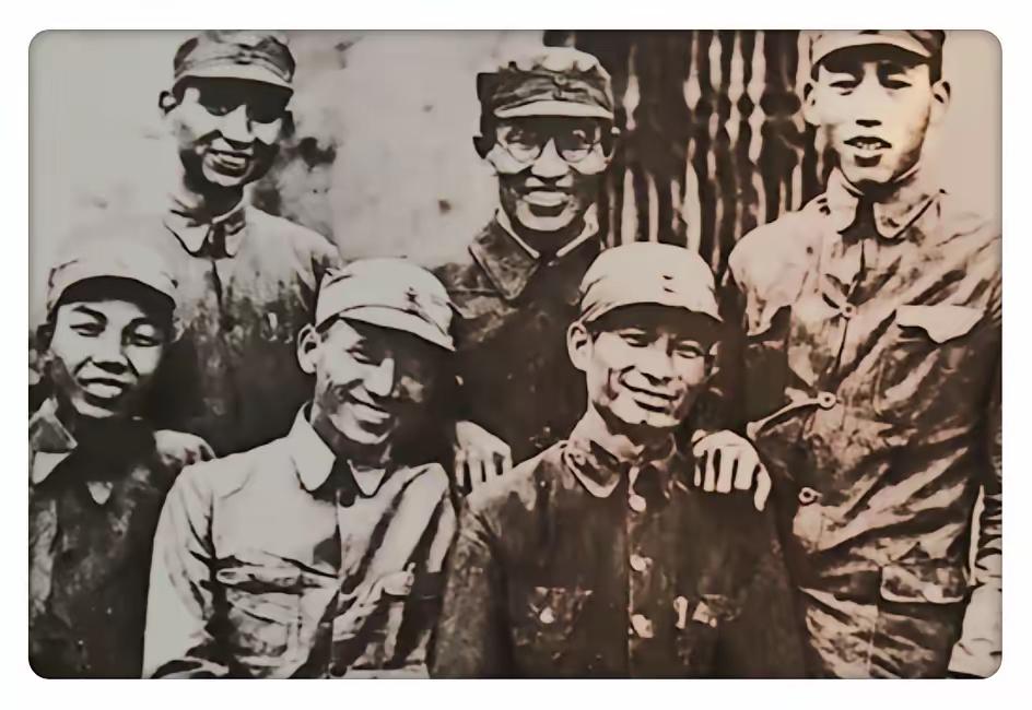 1939年，高树勋1万残部被日军围在宁津，国民党友军见死不救，23岁的萧华带八路