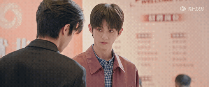 现偶导演审美真的很重要，运镜也重要，你看看导演都把演员拍成啥样了，《骄阳似我》把