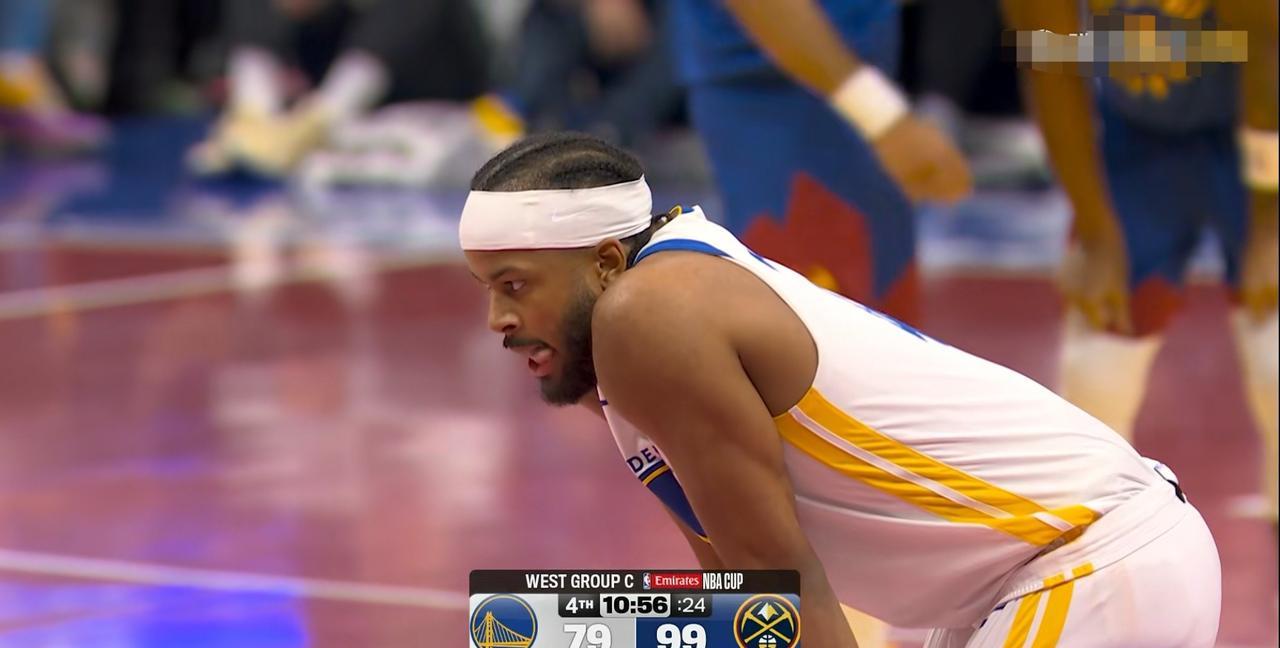 勇士新星穆迪真是彻底的迷失了自我！在今天勇士客场以104：129惨败于掘金的比赛