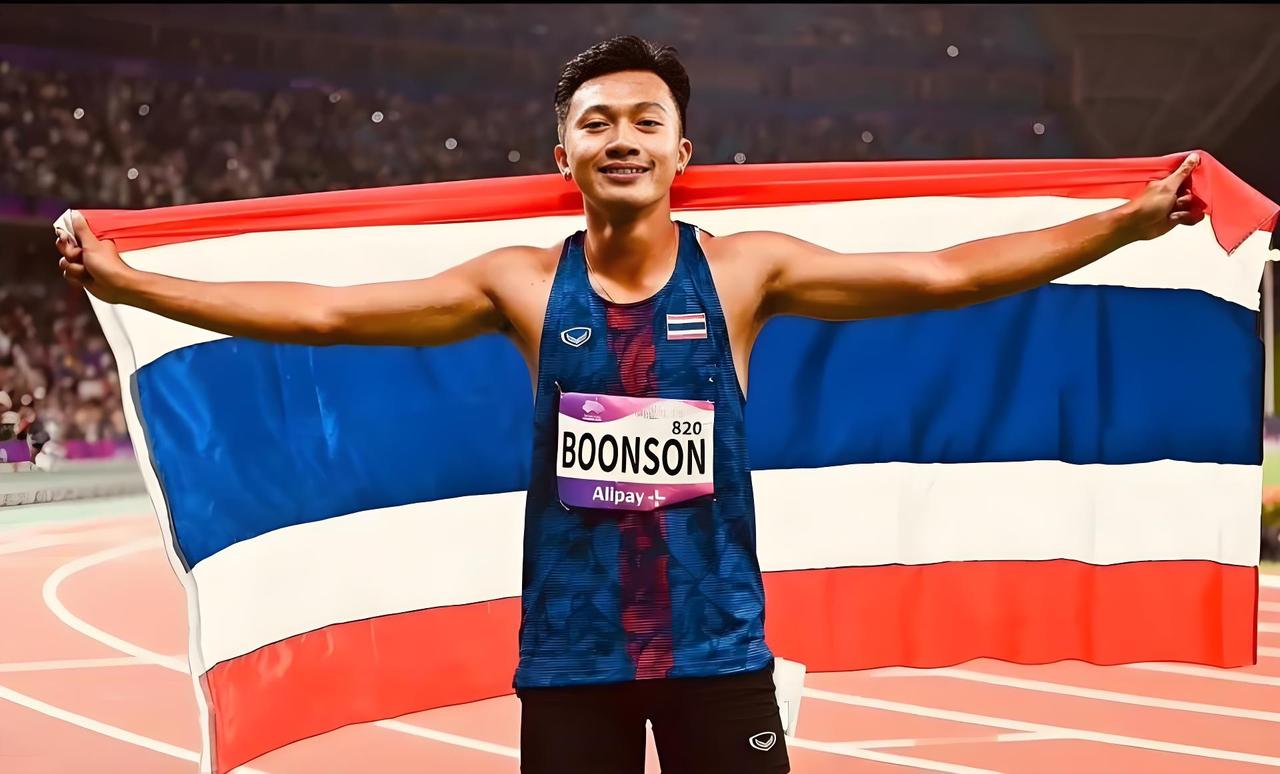 9秒94！泰国汶颂再次震撼亚洲！北京时间2025年12月11日，泰国曼谷东南亚