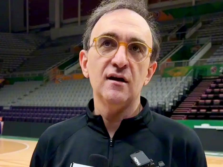 辽宁92：84逆转胜山西，乌戈指导展示自己的执教魅力辽宁对阵山西，双方实力差