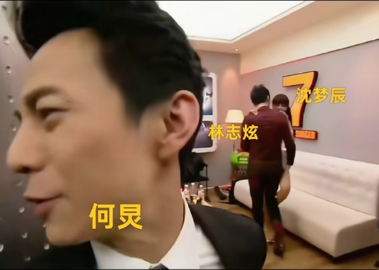 这图有点好笑，戏剧性太强了。​​​