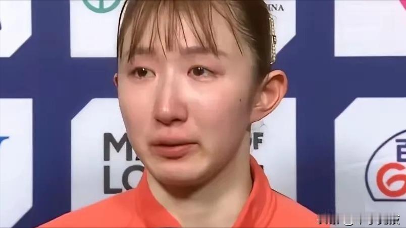 早田希娜19次输给孙颖莎，节奏全被拿捏，赛后她在混采区哭成了泪人。这已经是第