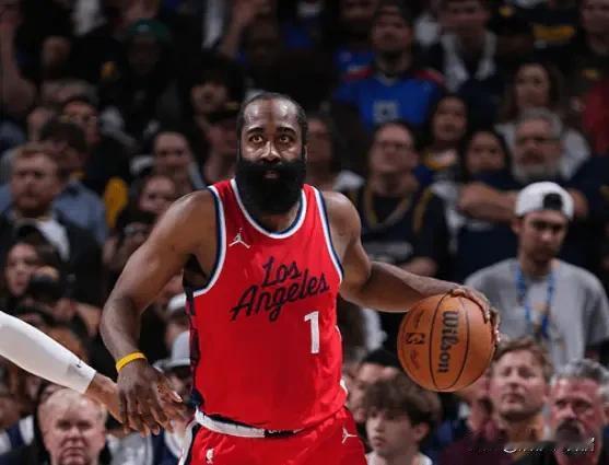 洛杉矶德比湖人vs快船，哈登确定复出拯救球队。湖人让快船三元猛将，分别是里弗斯、