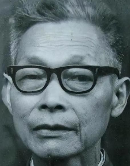 国民党少将错过最后一班飞机，被迫留在大陆，因祸得福活到102岁。又有谁能想到，消