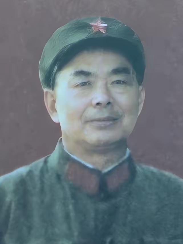 1919年，陕西汉中一个穷娃子陈家贵，家里穷得叮当响。他参加过红军，雪山草地，他