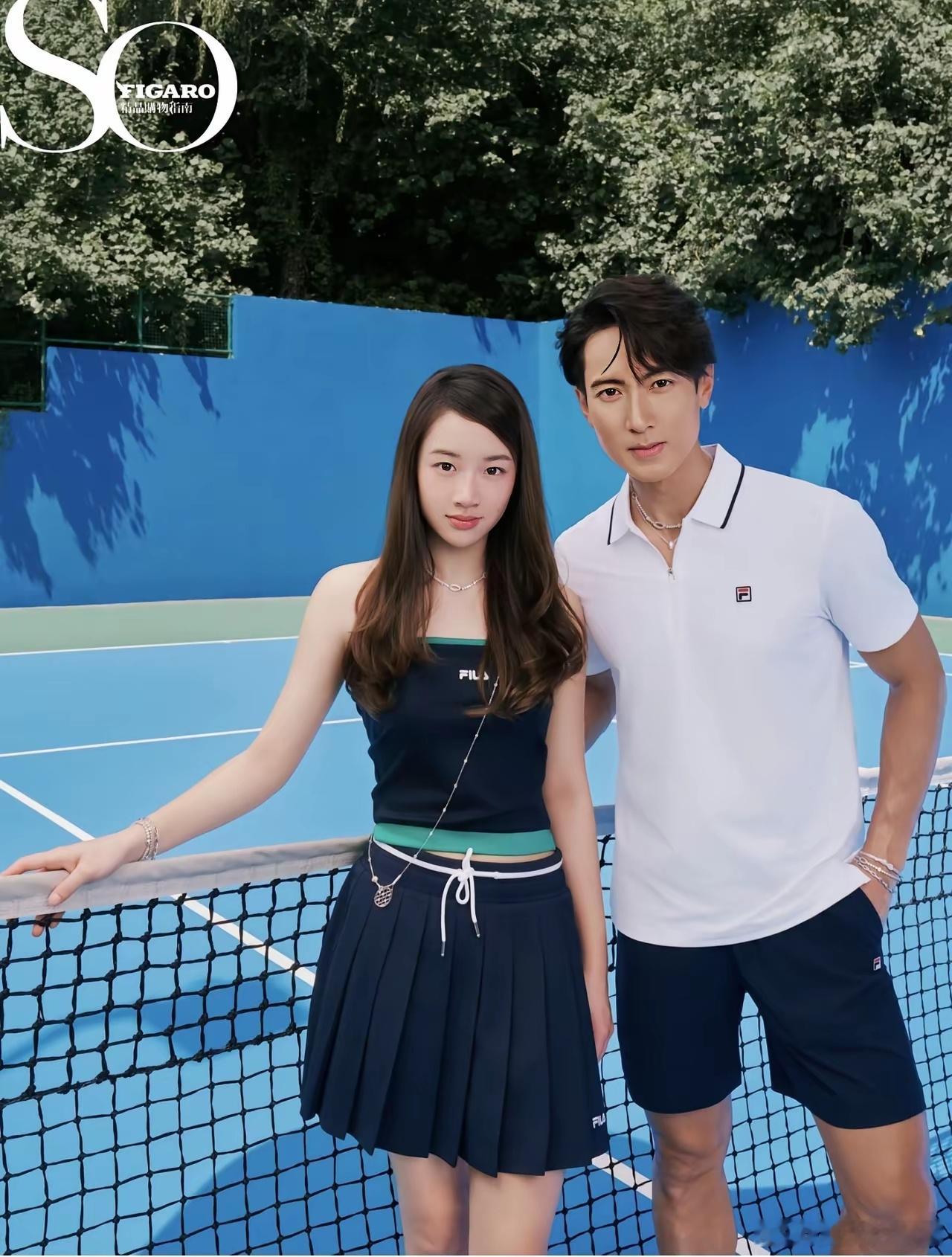 基因这东西真是神奇不信你看吴尊他女儿长的很像年轻时的他同样的高鼻梁、深眼窝、浓眉