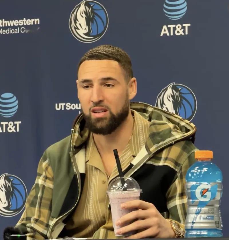 极致。最最顶级的射手克莱汤普森，他超越雷吉米勒，即将超越雷阿伦。里程碑！克莱命