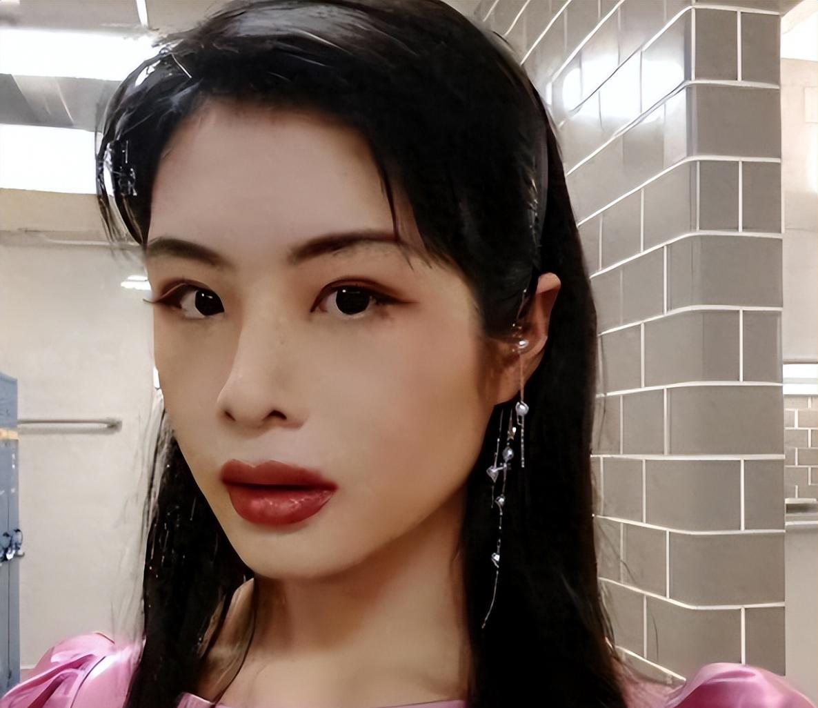 臭名昭著的“恨国女”许可馨，竟在美国结过婚！她曾扬言将全部资产捐给反华组织，如今