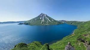 毛主席:千岛群岛应该还给日本。1964年7月10日，毛泽东在北京接见日本社会