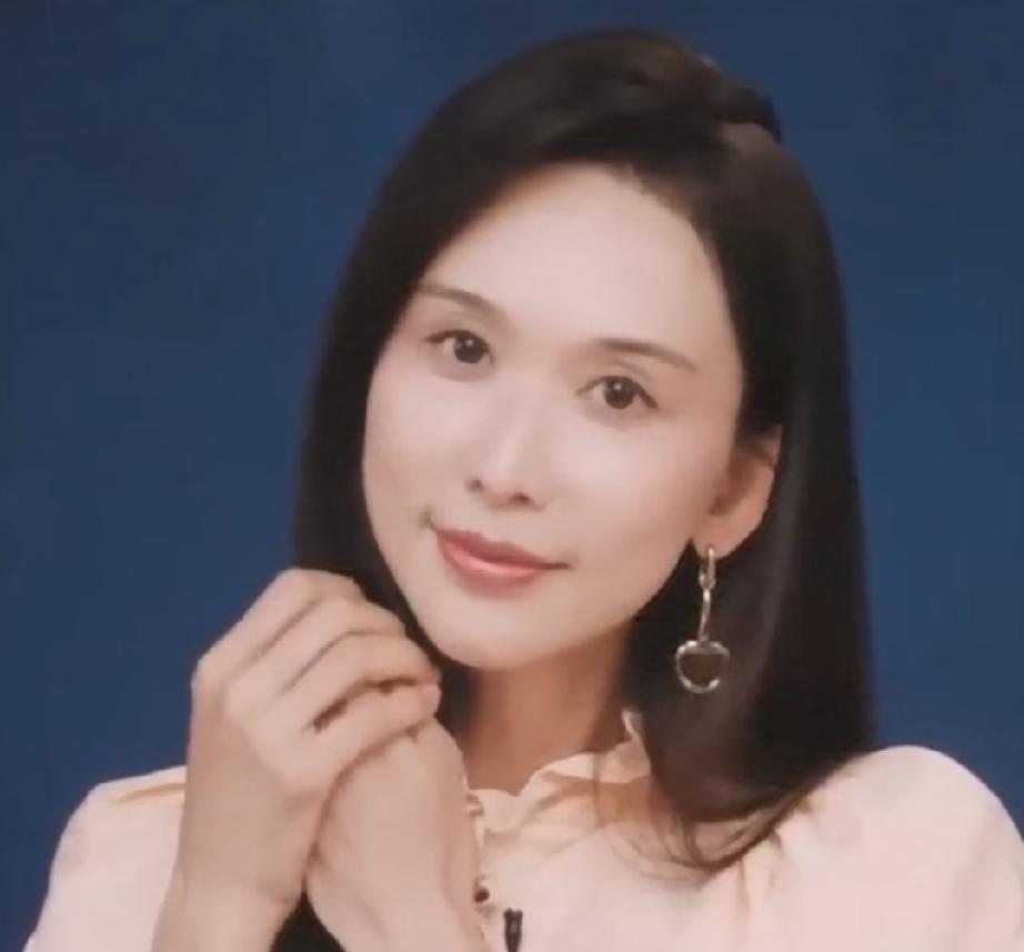 有人说林志玲不是老，是眼妆没化全娱乐圈在节目上洗脸或者素颜上镜的女明星不少，