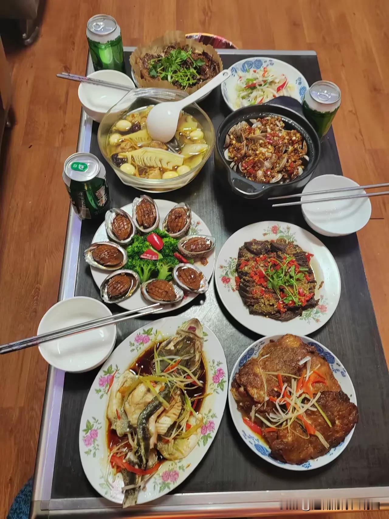 简简单单，一家四口的晚餐。