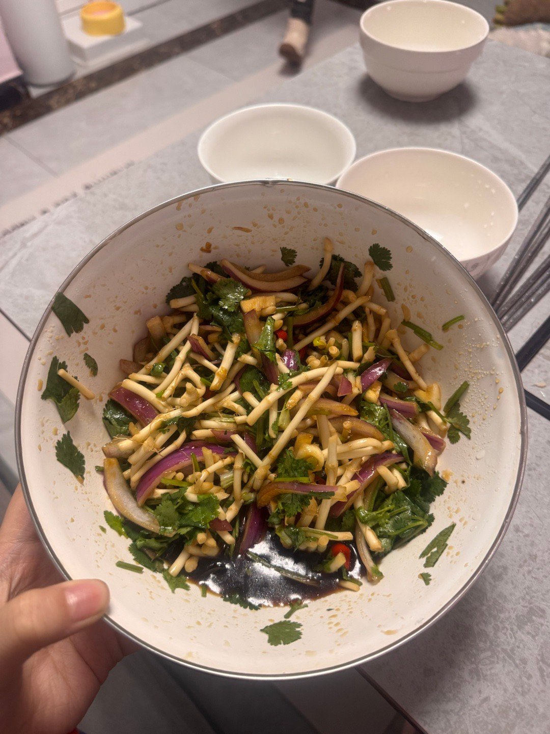 我妈拌的折耳根！好吃😋