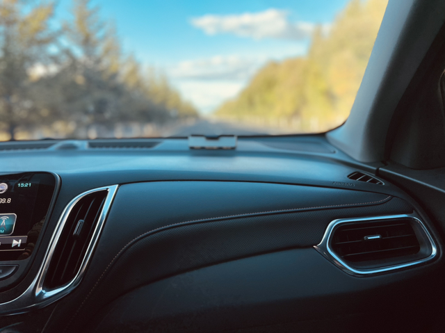 燃油车挺有趣开过电车就不想再开燃油车了？确实，同等价格下，在使用成本、驾驶层面