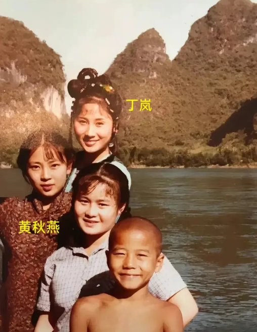 八十年代，很多人分不清黄秋燕和丁岚，如今总算捋清楚了，原来《少林寺》里只有丁岚