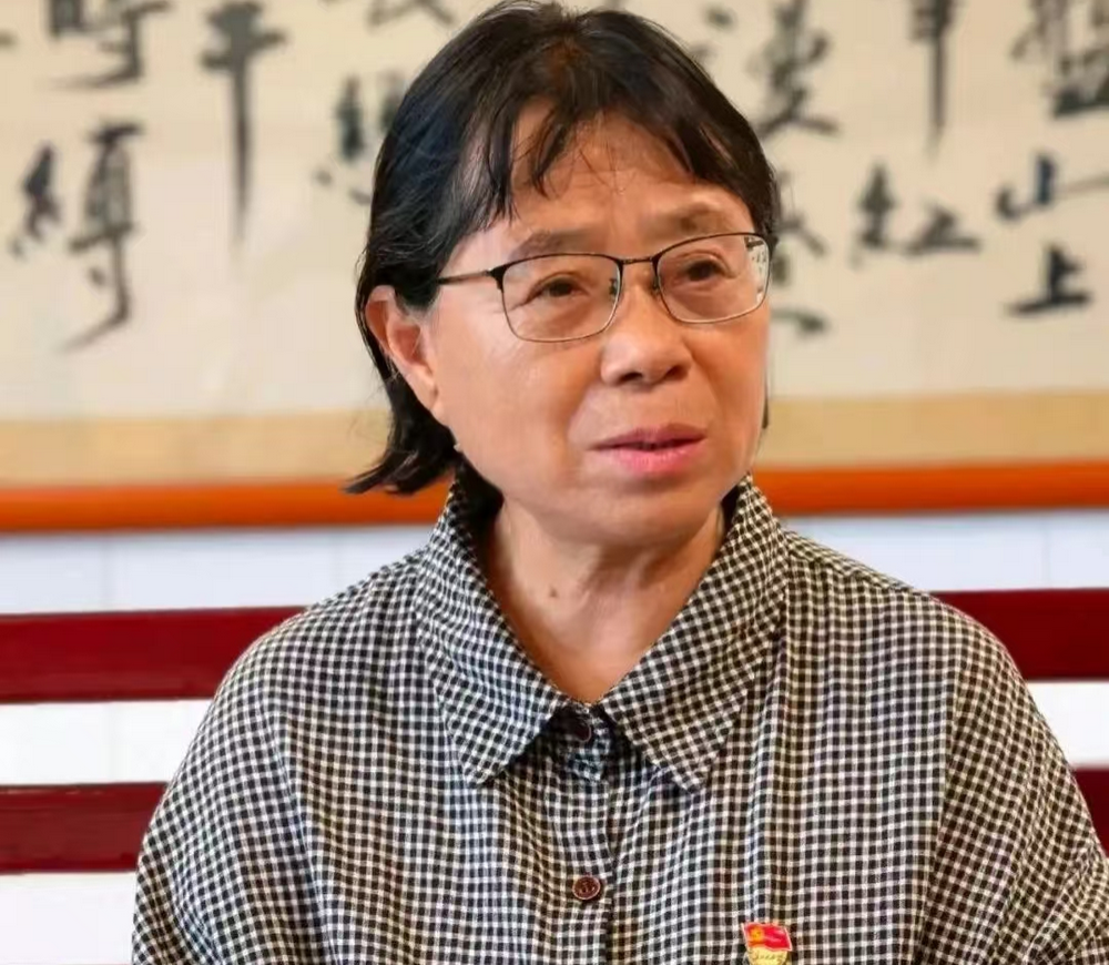 张桂梅校长说，有人质疑我们华坪女高创办学校都17年了，有2000多的考生，却没有