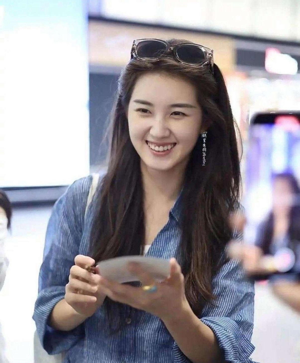 普通人就长这样，难怪人家能红​​​