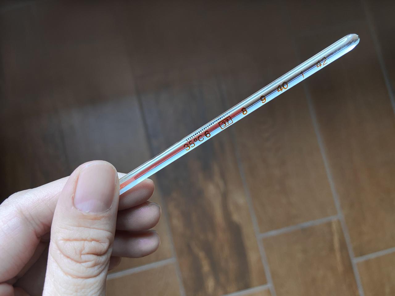 水银温度计到底触碰了什么红线？水银温度计中的红色液体究竟是什么？它不仅关乎准