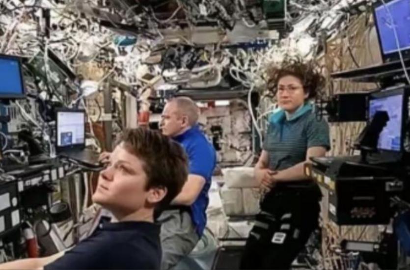 为什么大家都不提中国空间站了？因为没脸提，跟国际空间站差距太大！中国空间站可不是