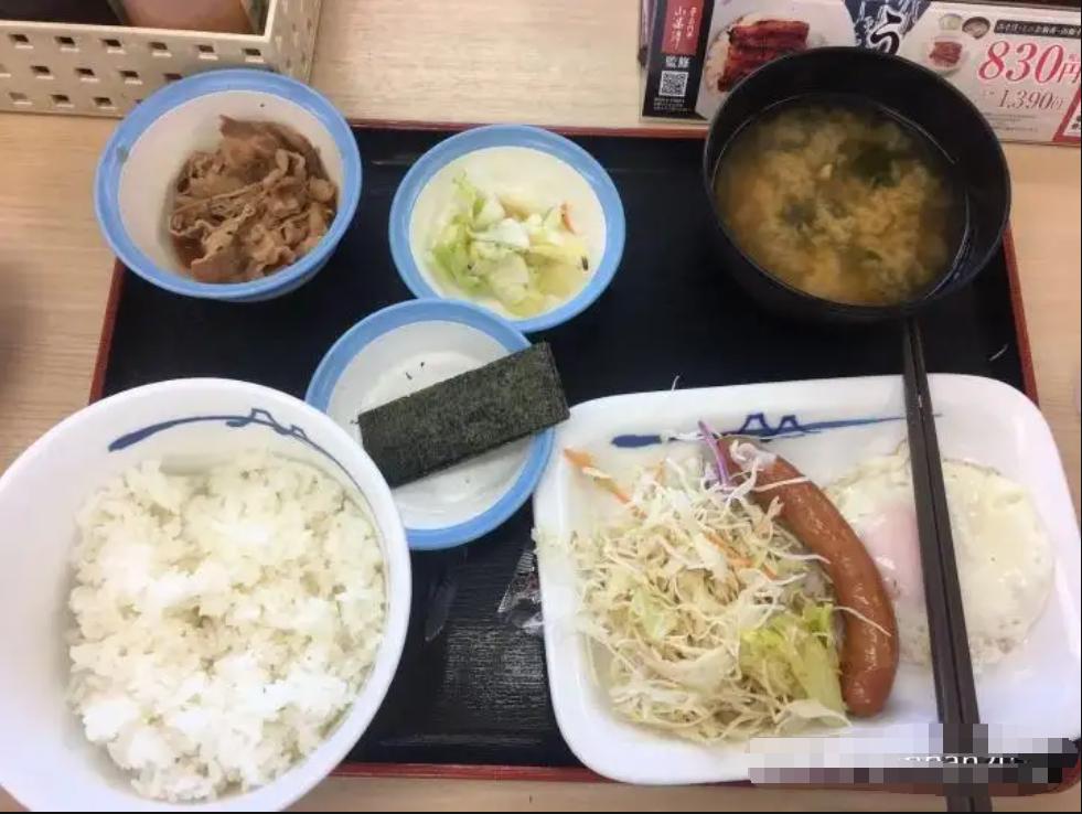 “日本女人连烤红薯都不敢买？背后原因扎心了！”吃个拉面、买根烤红薯，在中国多大