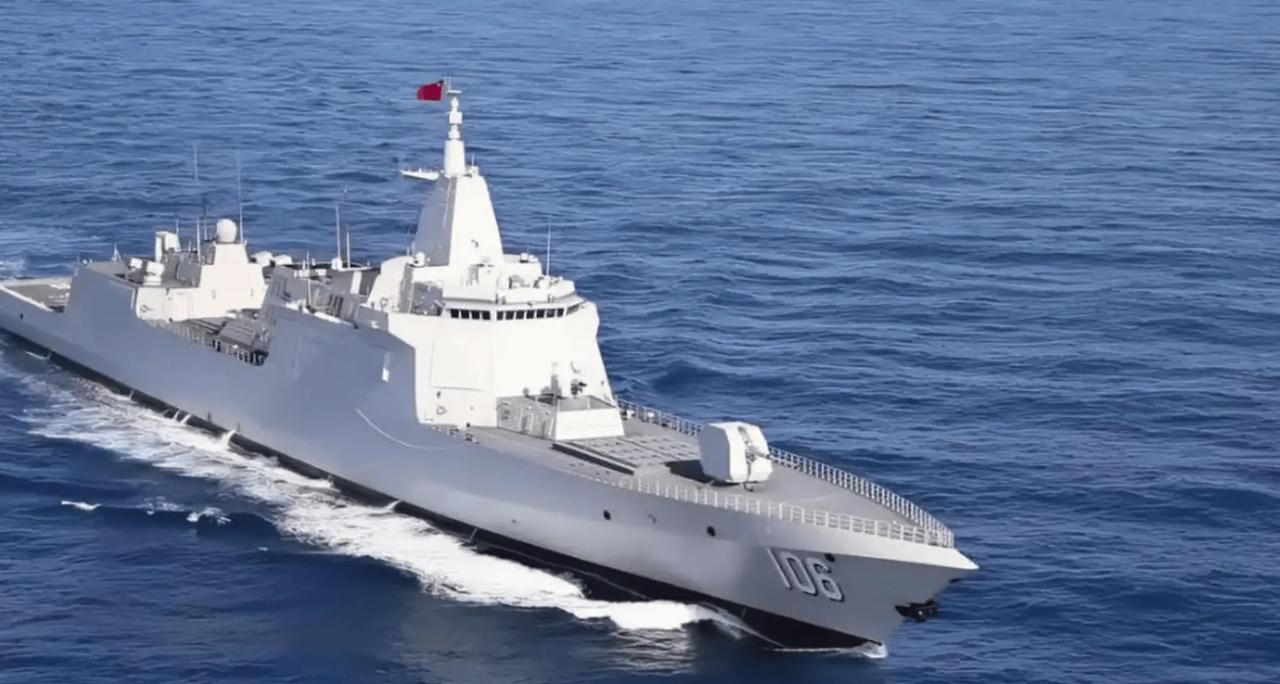 中国海军已有10艘万吨大驱亮相，硬核战力拉满，能否反超美军？谁能想到？6年前中