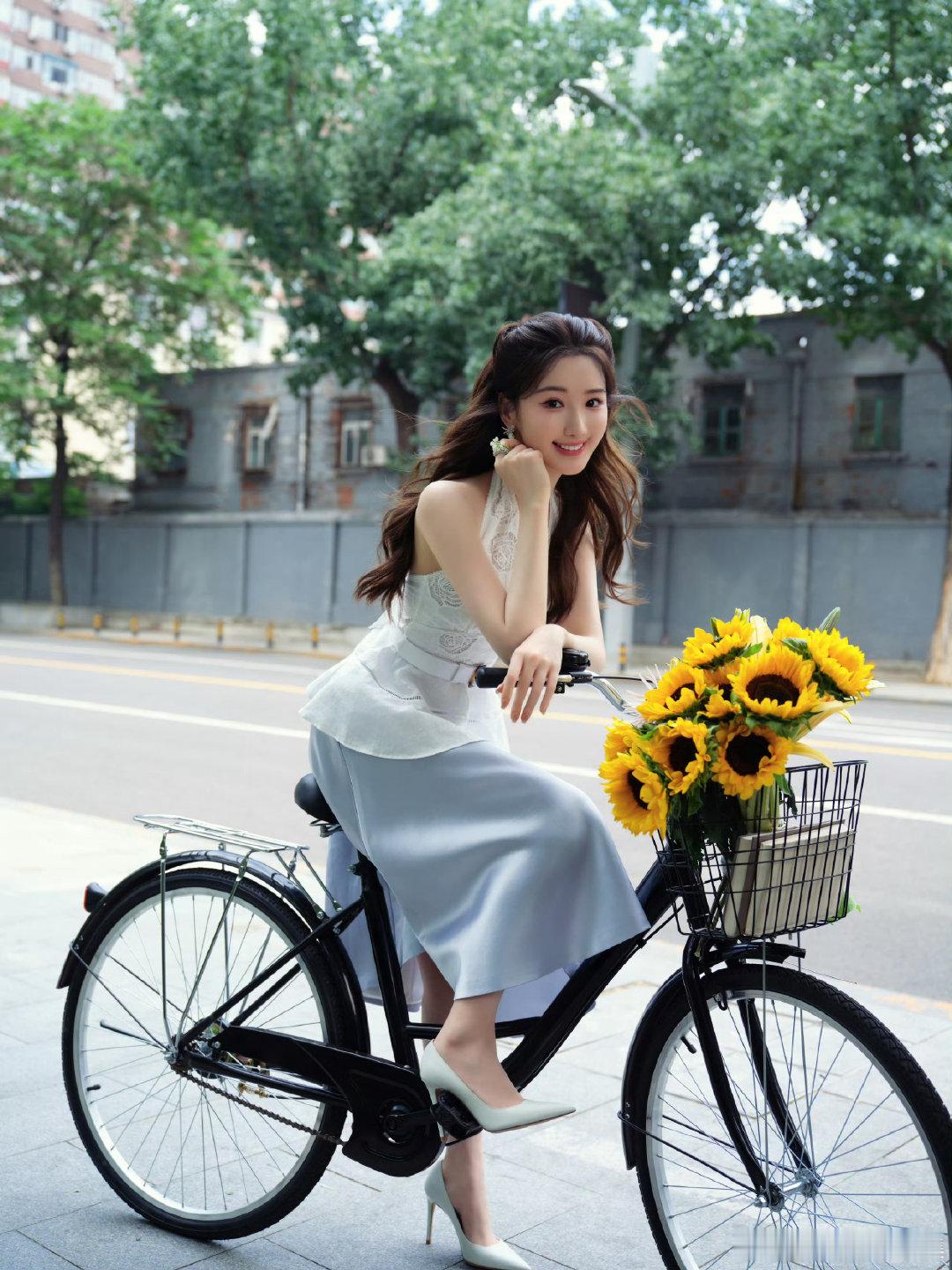 #毛晓彤#好漂亮啊，好美啊，美美哒​