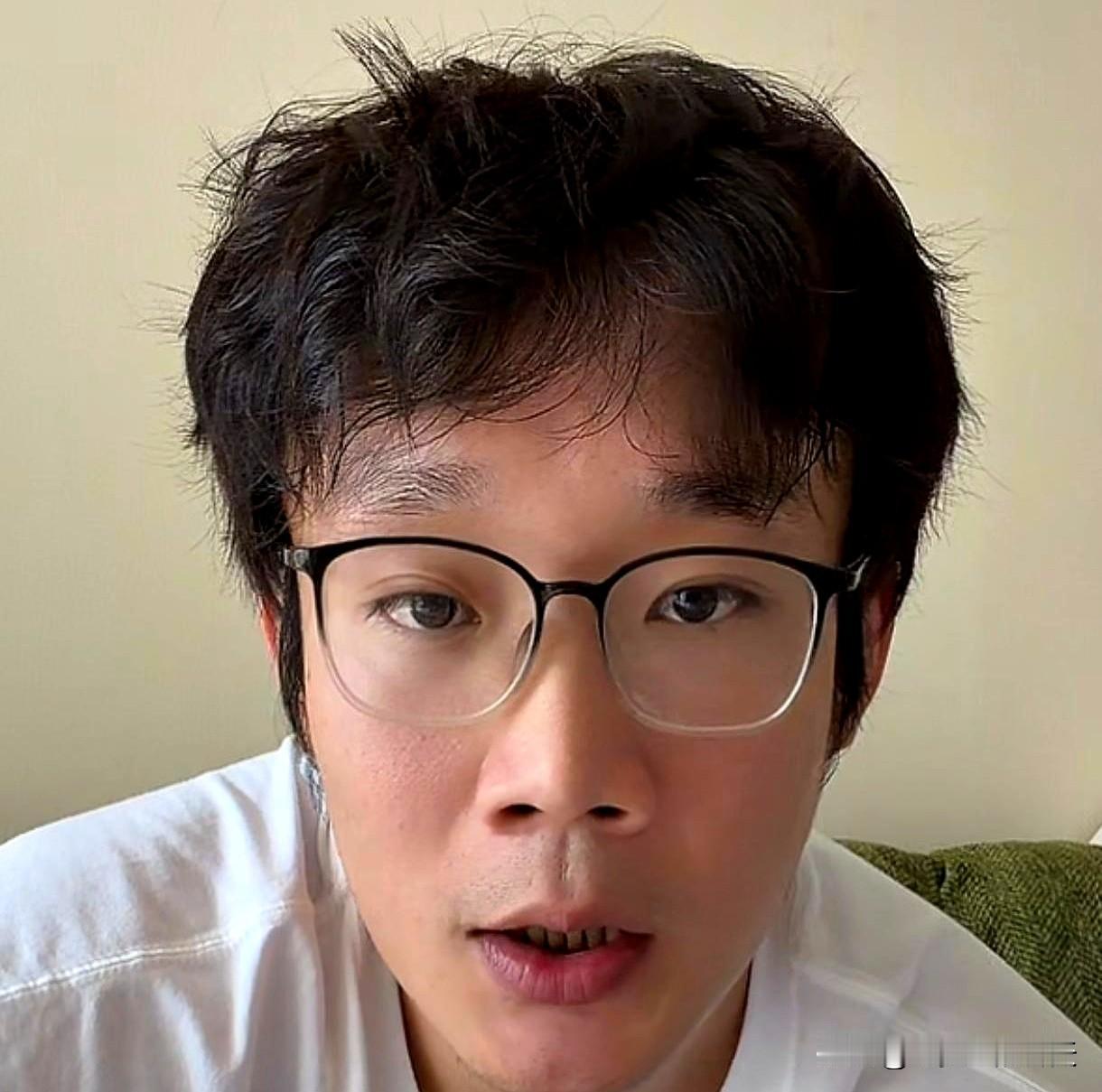 周一晚灯一亮，黎巴嫩对面站着的不是对手，是中国男篮通往世界杯的岔口。丁彦雨航把