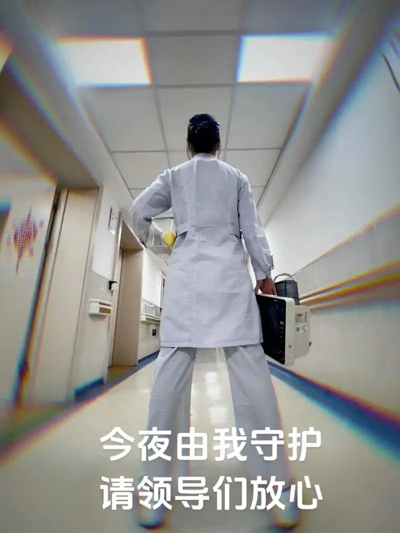 在医院干护理十几年，现在很多医院依旧存在乱象，四五十岁的老护士，熬着最深的大夜，