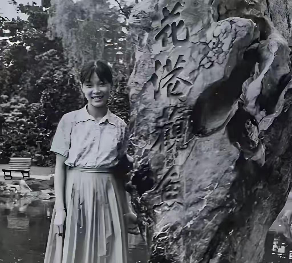 杜建英是否有计划，图谋宗氏家财？没名没分跟着一个老男人，她难道是为了爱情。
