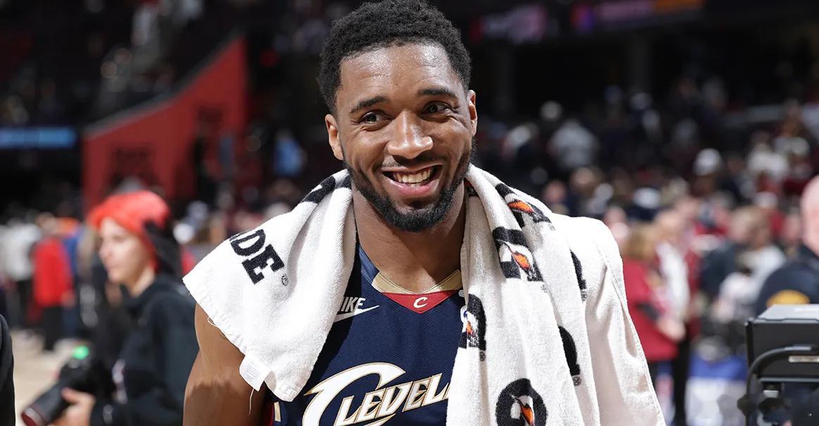 米切尔：下一场比赛才是真正的硬仗我们必须保持同样的专注度北京时间4月21日，东